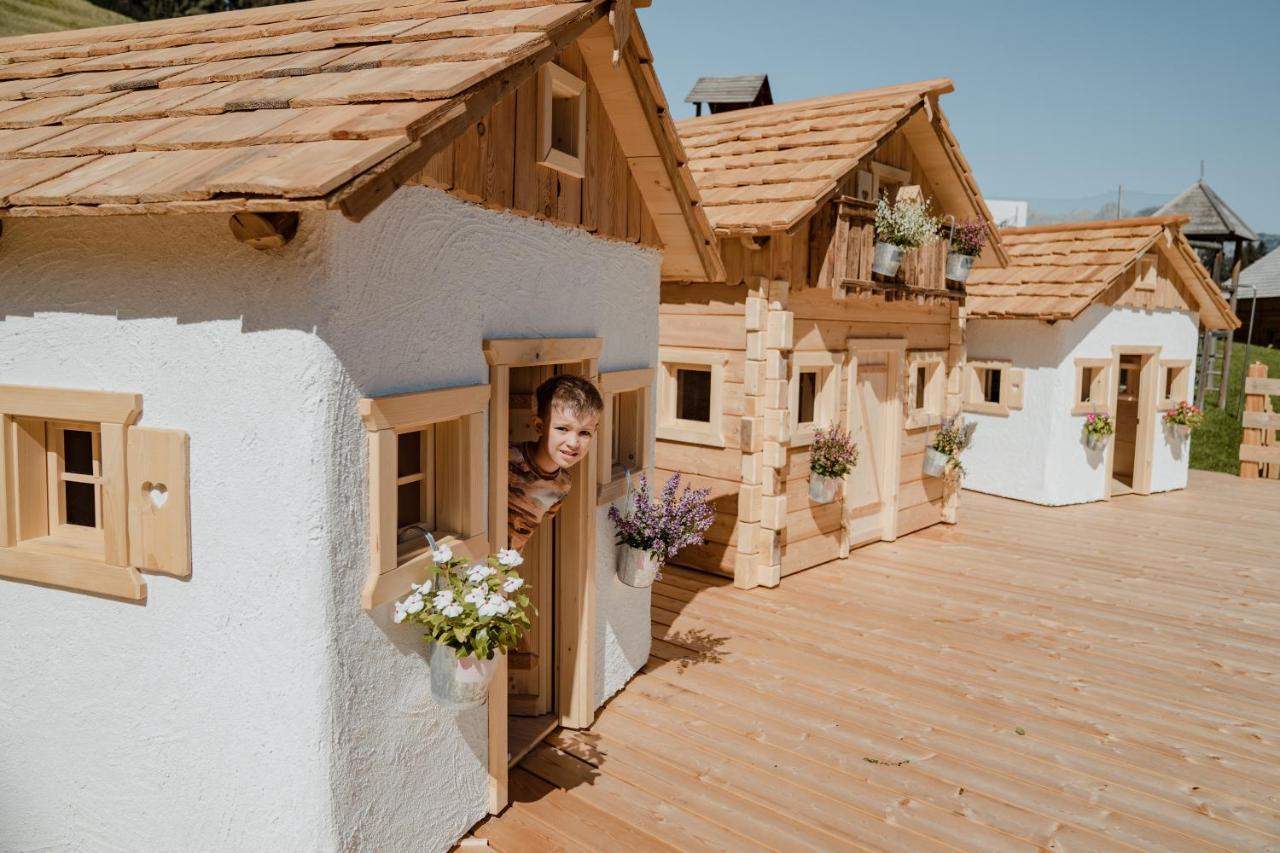 Natur- Und Wellnesshotel Hoeflehner 4* Haus im Ennstal