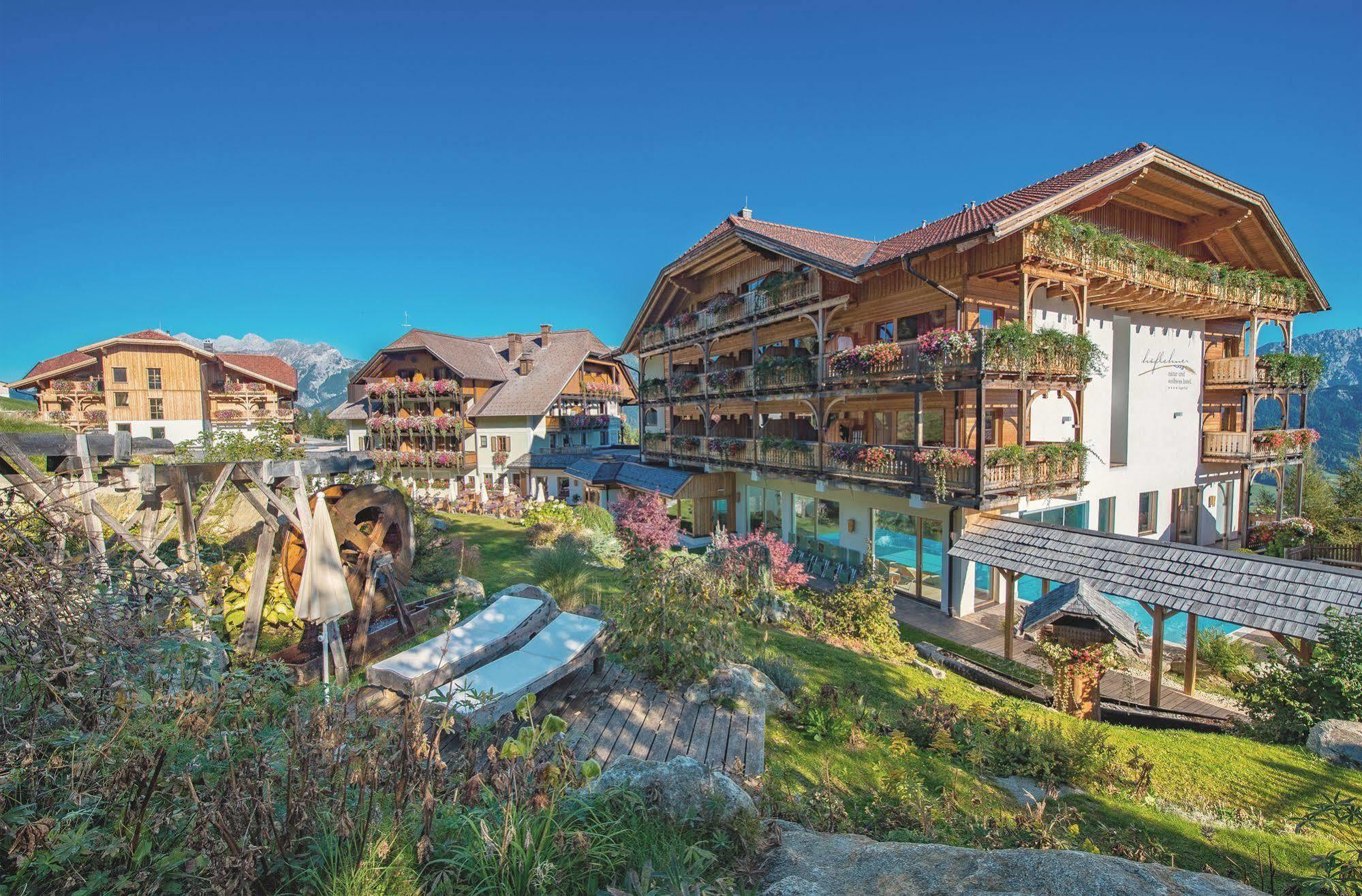 Natur- Und Wellnesshotel Höflehner 4* Haus im Ennstal